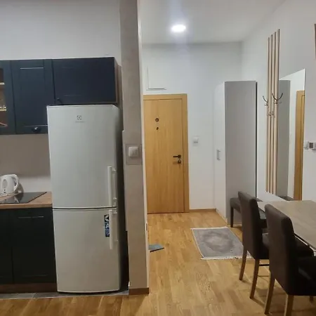 Gosnje Venizelosova 24 Novi Sad